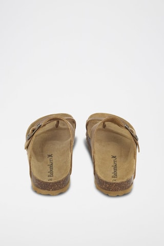 Mules en cuir 
Marron