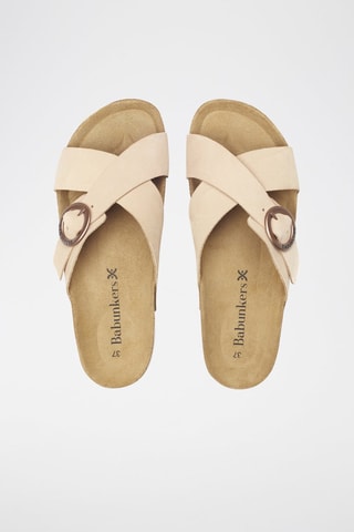 Mules en cuir 
Beige
