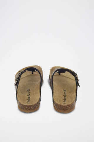 Mules en cuir 
Beige