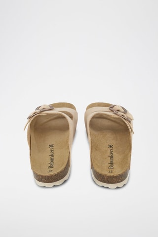 Mules en cuir 
Beige