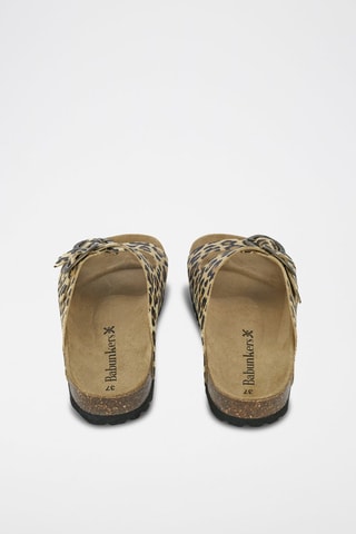Mules en cuir 
Marron