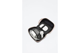 Reistas Guess USB - Roze