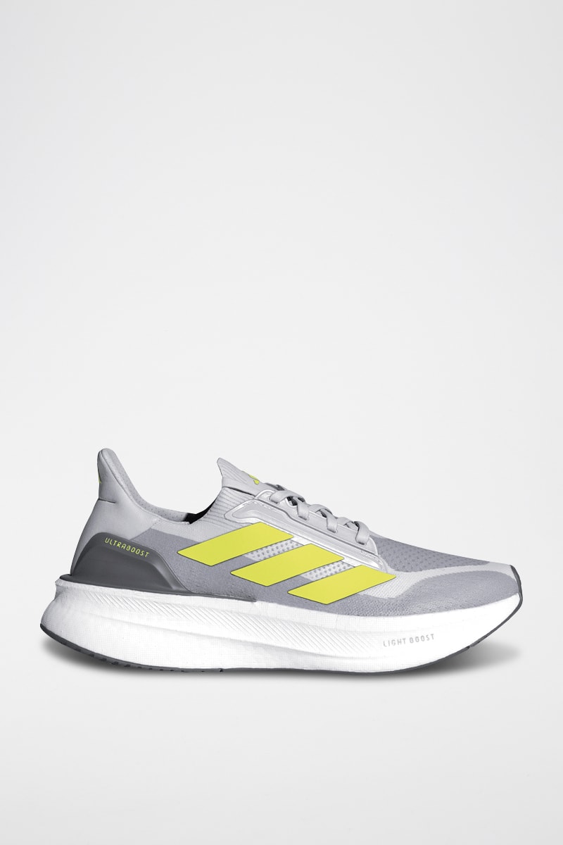 ADIDAS ULTRABOOST 5X running hombre baratas ofertas outlet en ShowRoomPrive