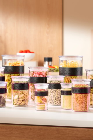 2 pots de conservation avec couvercles - 2 l