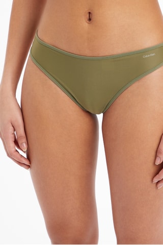 String Kaki