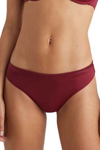 String Rouge