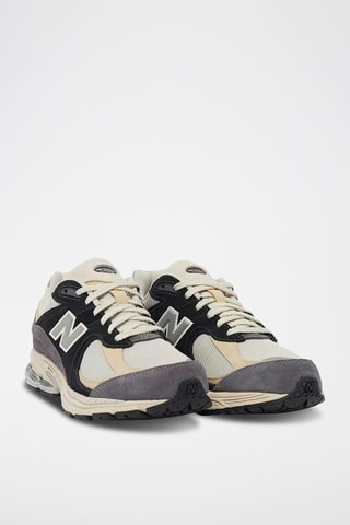 Sneakers 2002 - Noir et beige
