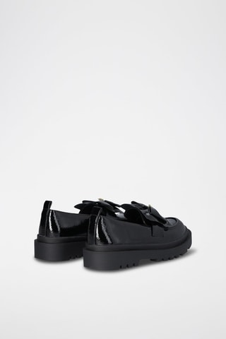 Mocassins envernizados Consuelo - Preto