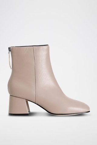 Botins em couro 
Toupeira