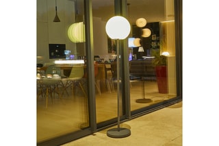Candeeiro LED Luny tall Branco e preto