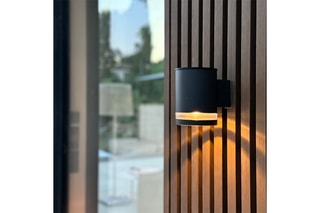2 appliques murales solaires d’extérieur LED Helio - Noir - 2 x 0,16 W