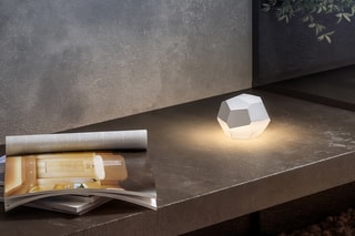 Draadloze Aluminium Tafellamp STONE Wit H33 cm