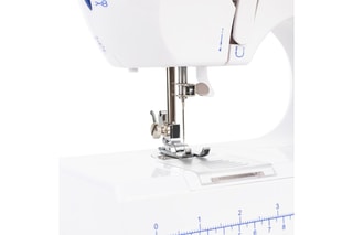 Naaimachine