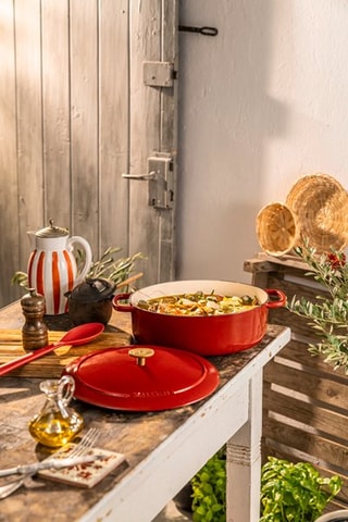 Cocotte ovale en fonte Bellamonte - 31 cm - 5 à 6 personnes - 5,5 l