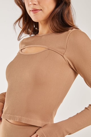 Top - Camel