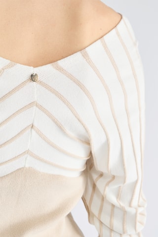 Pull - Beige