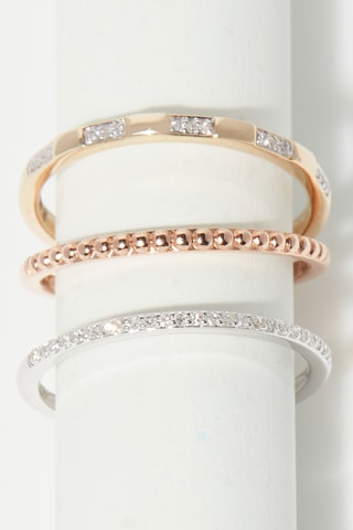 3 bagues - Or jaune, or blanc, or rose et diamants