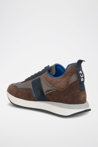 Sneakers em couro Castanho