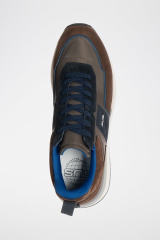 Sneakers em couro Castanho