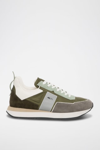 Sneakers em couro Caqui e branco