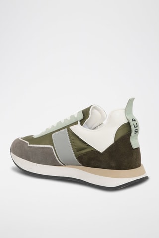 Sneakers em couro Caqui e branco