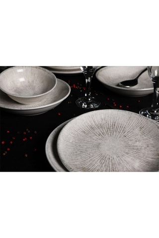 Serviço em porcelana 24 peças