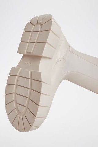 Botas com plataforma Cru