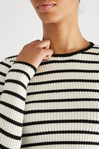 Camisola curta - Cru e preto