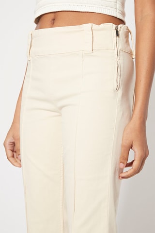 Calças bootcut Cru