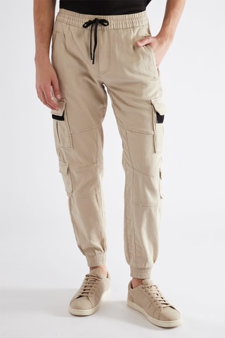 Calças jogger slim - Bege