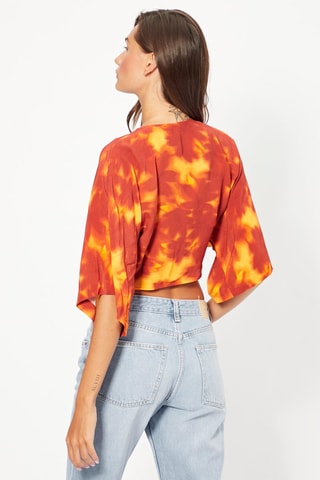 Crop top tie and dye - Vermelho e amarelo