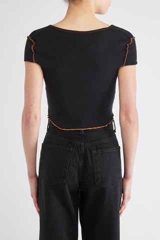 Crop top Chainsaw Man - Preto