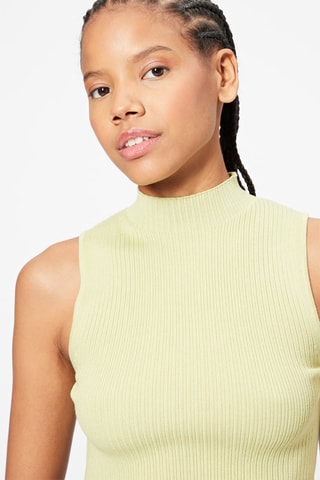 Crop top - Verde-claro