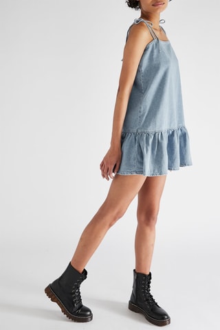 Vestido com folhos de ganga - Azul