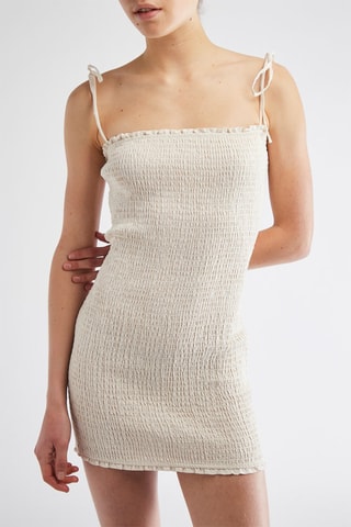 Vestido justo em linho - Bege