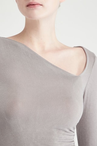 T-shirt - Cinzento