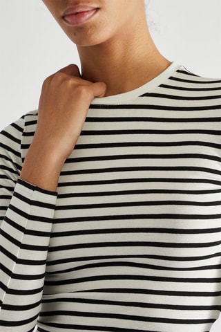T-shirt - Branco e preto