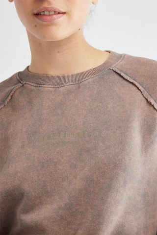 Sweat - Castanho