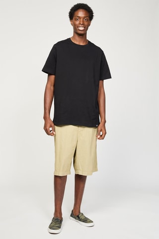 Bermudas em linho - Bege