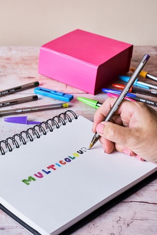 Ensemble Multicolore - 10 stylos-bille, 5 feutre surligneurs, 6 feutres et 2 correcteurs