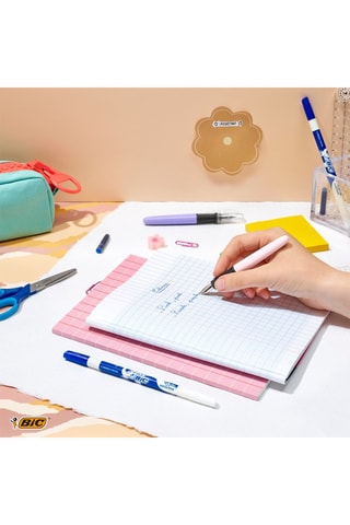 BIC Xpen Stylo-Plume Rechargeable - Encre Bleue - Coloris aléatoire