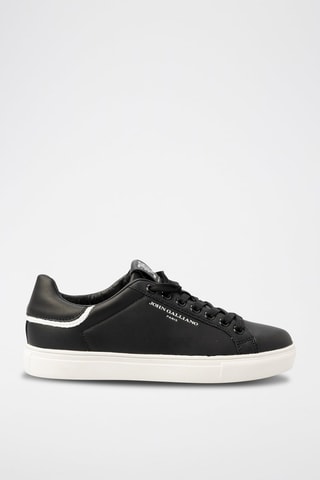 Sapatilhas em couro de vitelo 
Preto