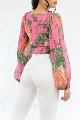 Top 
Roze