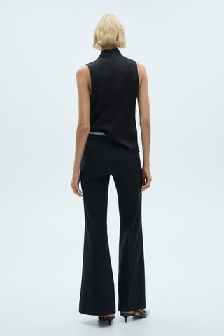 Blouse satinée drapée col montant - Noir