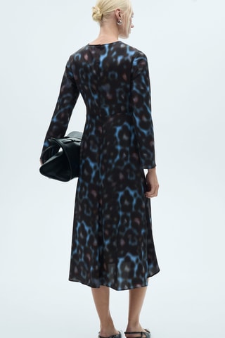 Robe satinée drapée imprimée - Bleu