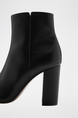Bottines pointues à talon - Noir