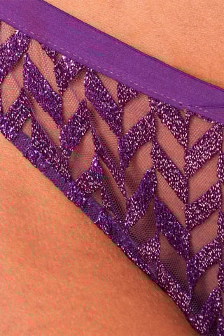 String Excessive Violeta