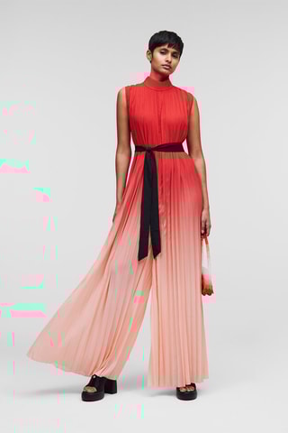 Plisséjumpsuit dip and dye- Rood en Lichtroze