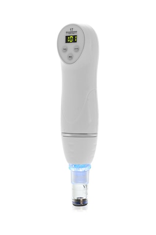 Instrument de nettoyage et aspirateur pour le visage