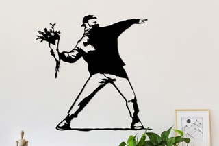 Décoration murale "Le lanceur de fleurs" - Banksy - 69 x 70 x 0,15 cm - Reproduction